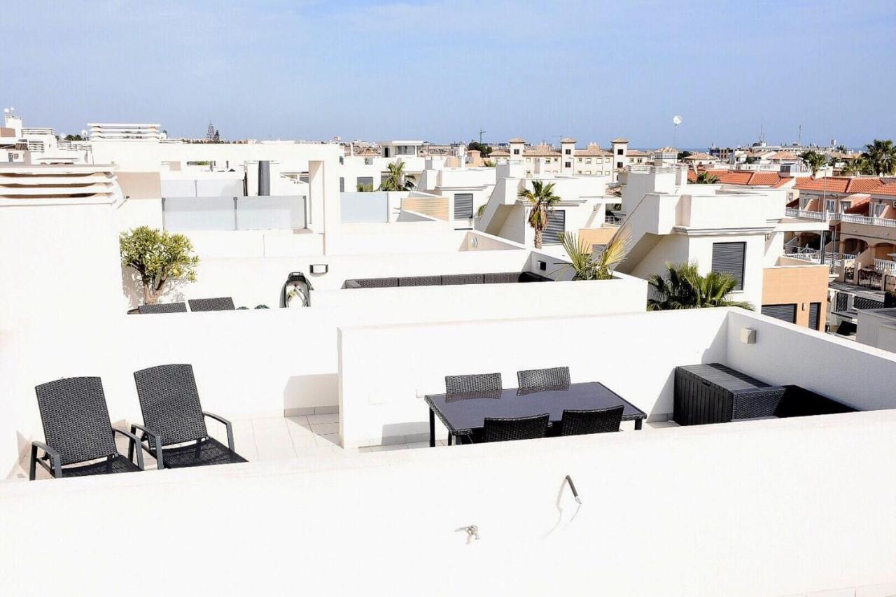 La Zenia Beach Bungalow Hotel Orihuela Exterior photo